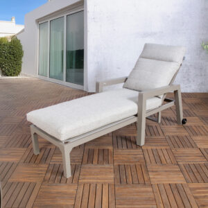 luxe ligbed Saint-Tropez incl. kussen in taupe en antraciet